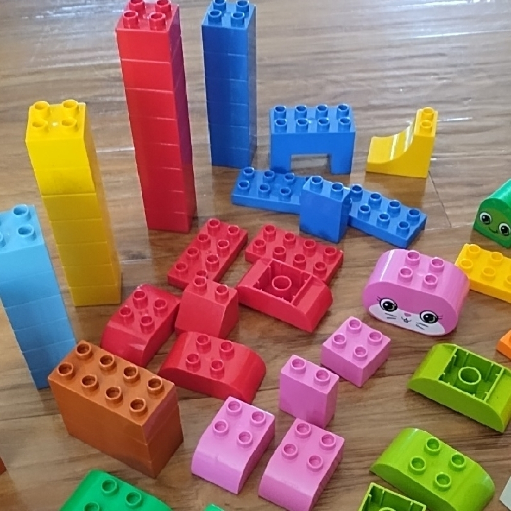 LEGO Building Blocks - Picture 4 of 6